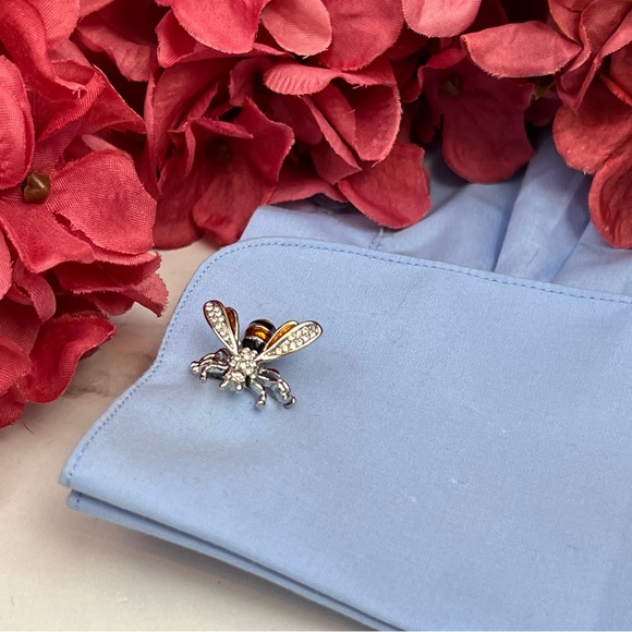 Crystal Amber and Black Bumblebee Wasp Cufflinks - Picture 11 of 16